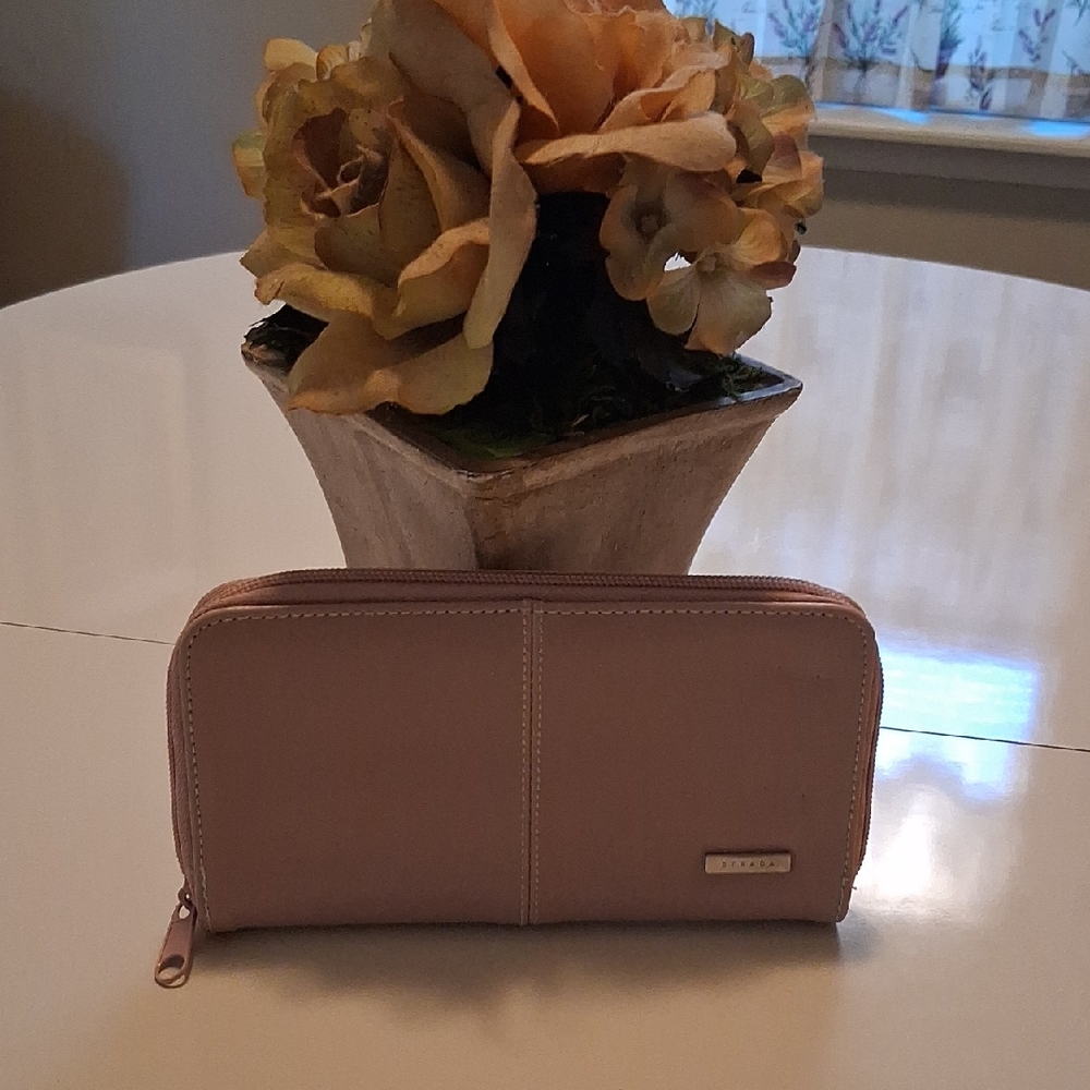 Elegant STRADA Pink Wallet!